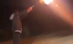 Havaya ateş etti, sosyal medya ele verdi