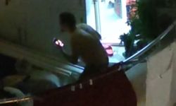 Bir genç elindeki kolonya şişesiyle tehlike saçtı