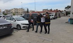 1,2 milyonluk vurgun: Altınları paylaşıp eğlendiler