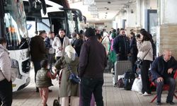 Gaziantep'te otogarda bayram yoğunluğu