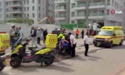 İran füzeleri İsrail’in merkezini vurdu