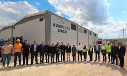 Başkan Şahin, Gazi Konut tarafından yapılan yeni Adakçılar Sitesi'ni inceledi