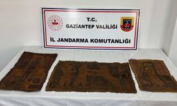 Gaziantep'te İbranice altın yazmalı 3 adet tarihi eser tablo ele geçirildi