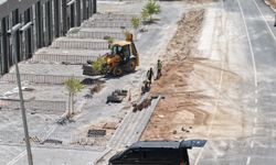 ŞEHİTKAMİL’DE KALDIRIMLAR YENİLENİYOR