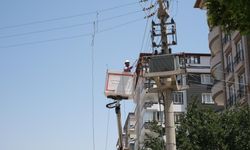 Toroslar EDAŞ, Gaziantep'te rekor sıcaklara karşı şebekeyi güçlendiriyor