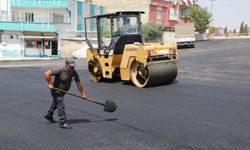 “Sıcak hava ve asfaltın yüksek ısısı onları durduramıyor!”
