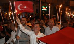 Nizip’ten 20 bin ışık yükseldi