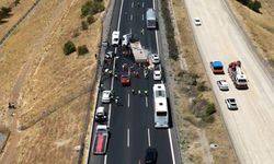 Gaziantep'te 2 kişinin öldüğü zincirleme kaza bölgesi dron ile görüntülendi