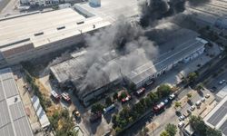 Gaziantep'te tekstil fabrikasındaki yangın dron ile görüntülendi