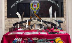 Gaziantep'te 10 adet ruhsatsız silah ele geçirildi