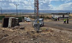 Gaziantep'te hafif ticari araç ile kamyonet çarpıştı