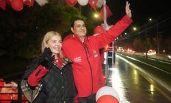 Şehitkamil’de Yağmur Değil, Cumhuriyet Coşkusu Yağdı!