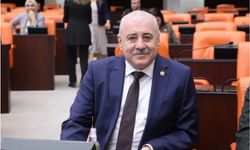 Sermet Atay’dan Dikkat Çeken Cuma Mesajı