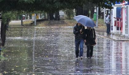Yurdun Bazı Kesimlerinde Sağanak Yağış Bekleniyor