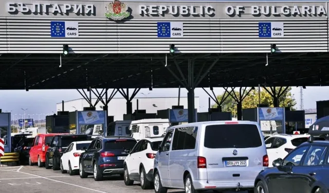 Bulgar gümrüğü, Türk plakalı otobüste 150 bin euro değerinde altın ele geçirdi