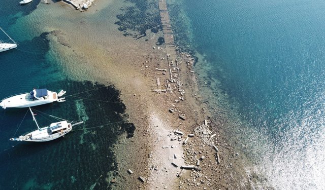 Sular Çekildi, 3 Bin 500 Yıllık Kral Yolu Ortaya Çıktı
