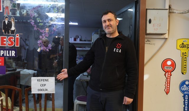 Cimrilerin İnadına O Yazıyı Kaldırmıyor: "Kefende Cep Var!"