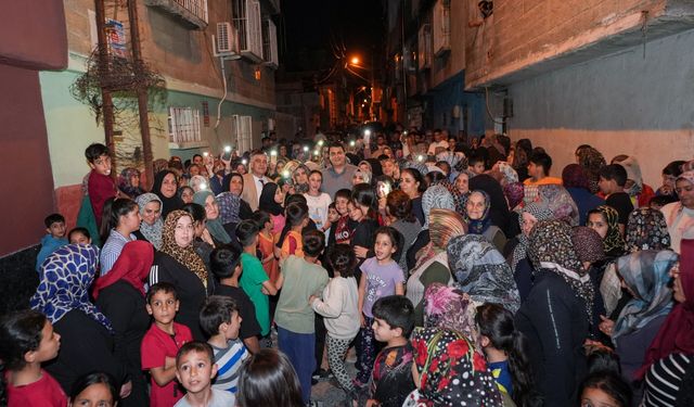 SOKAK SOKAK GEZEN BAŞKAN YILMAZ’A MAHALLELERDE YOĞUN İLGİ