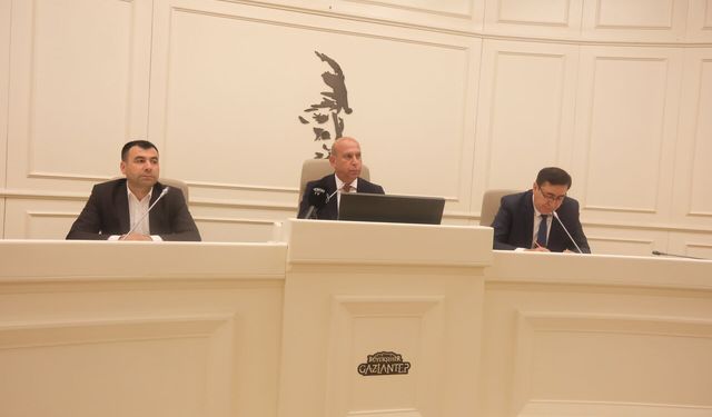 Büyükşehir Meclisi'nde Dava Polemiği: Şehitkamil Belediyesi Neden Geri Adım Attı?