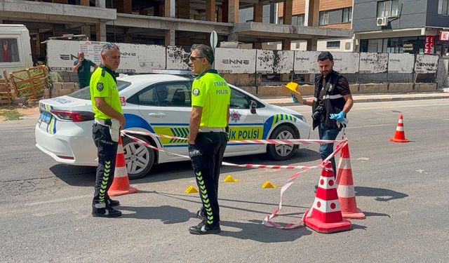 Araç içerisinde silahlı saldırıya uğrayan şahıs ağır yaralandı