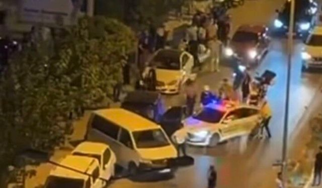 ‘Dur’ ihtarına uymayarak kaçan sürücü, park halindeki 4 araca çarptı