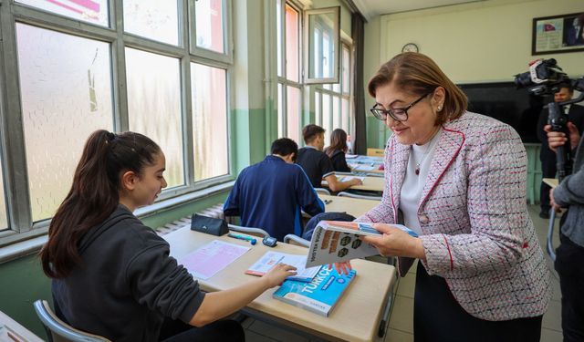 BÜYÜKŞEHİR’DEN EĞİTİME KESİNTİSİZ VE ÇOK YÖNLÜ DESTEK