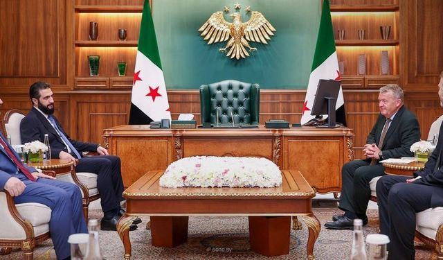 El-Şara, Danimarka Dışişleri Bakanı Rasmussen’i Şam’da Ağırladı