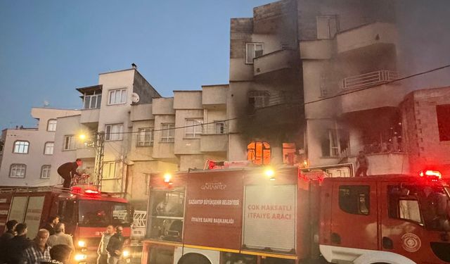 Gaziantep’te korkutan ev yangını: 1 yaralı