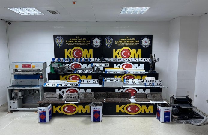 Merdiven altı plaka basım atölyelerine baskın