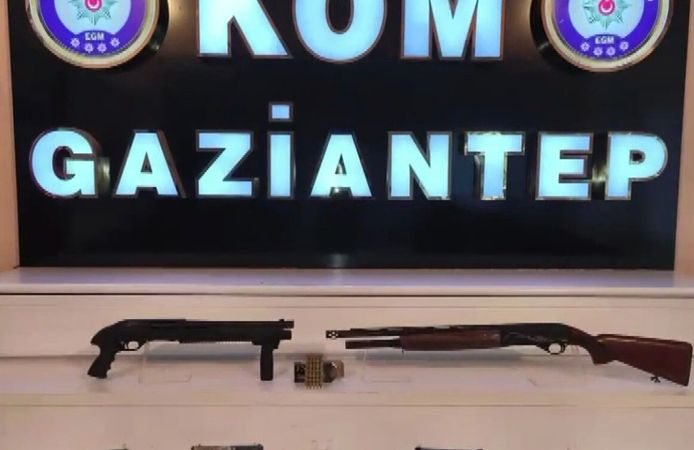 Gaziantep'te 6 adet ruhsatsız silah ele geçirildi: 1 gözaltı