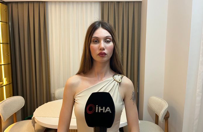 Botoks yaptıran kadının işlem sonrası göz kapağı düştü