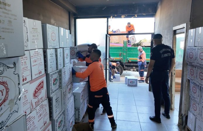Gaziantep'te 2 ton bozuk kuru pasta imha edildi