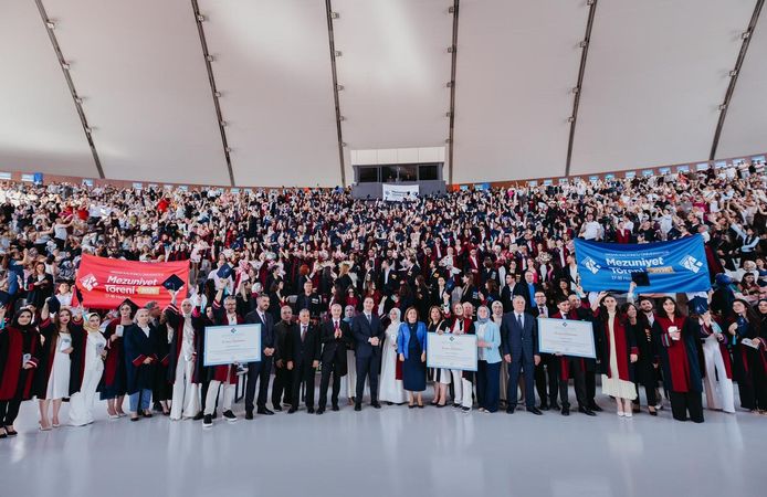 Hasan Kalyoncu Üniversitesi'nde mezun töreni