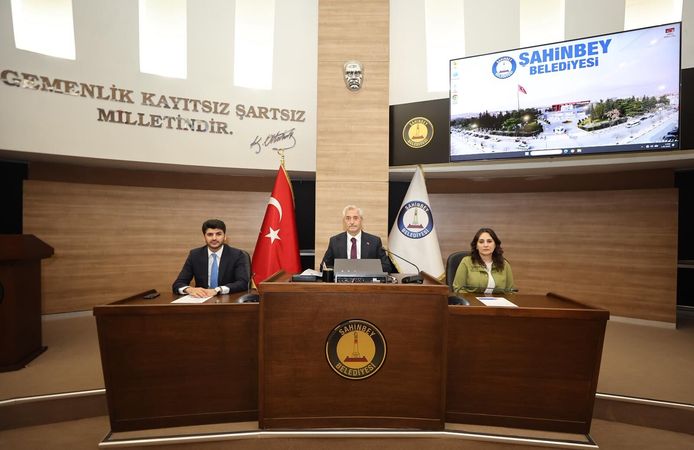 ŞAHİNBEY BELEDİYESİ HAZİRAN AYI MECLİS TOPLANTISI YAPILDI
