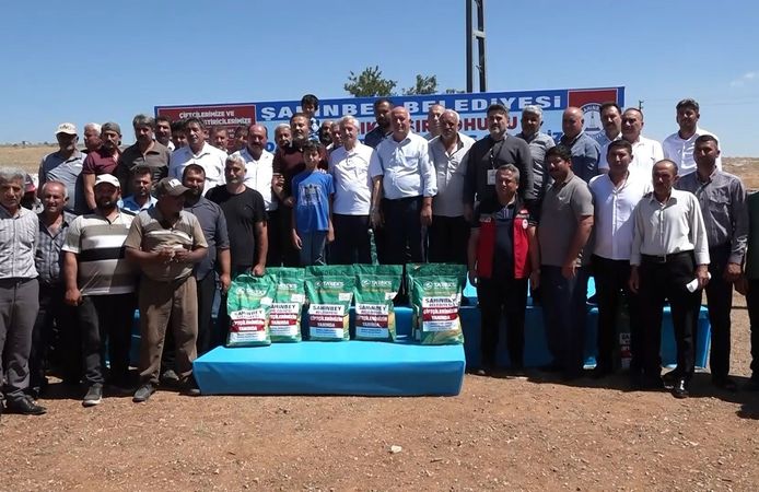 Şahinbey Belediyesinden çiftçilere sertifikalı silajlık mısır tohum