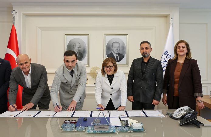 GAZİANTEP BÜYÜKŞEHİR BELEDİYESİ ÖNCÜLÜĞÜNDE GAZİ ŞEHİR, EXPOSPORT 2027 SPOR FUARI’NA HAZIRLANIYOR