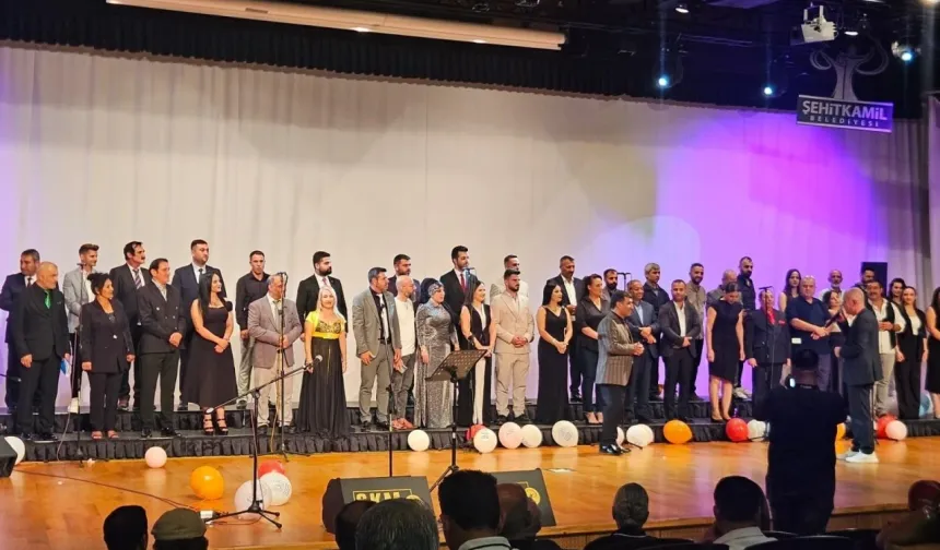 81 ilden 81 sanatçı, duygulandıran şarkı ile 'Terörsüz Türkiye' sürecine destek verdi