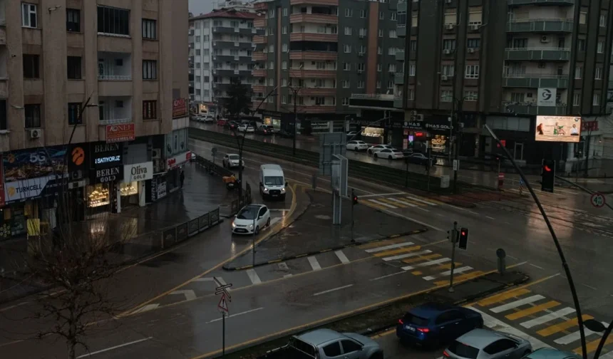 Gaziantep’te Sağanak Yağış ve Dolu Etkili Oldu
