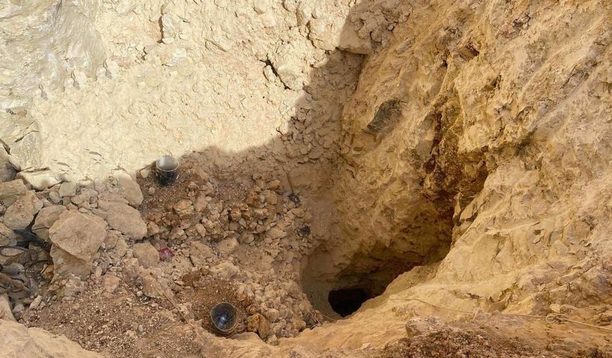 Kaçak kazı yapan 2 şahıs suçüstü yakalandı