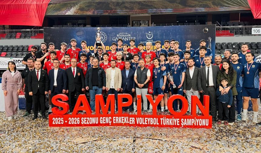 Milletvekili Bozgeyik: "Gaziantep’i Sporun Merkezi Yapma Sözümüzü Eser Siyasetimizle Tutuyoruz"