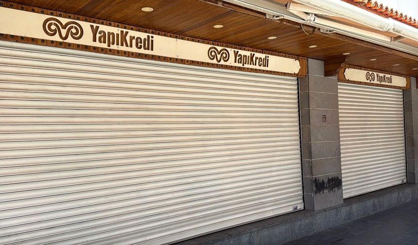 Yapı Kredi Bankası Şubesi'ne silahlı saldırı