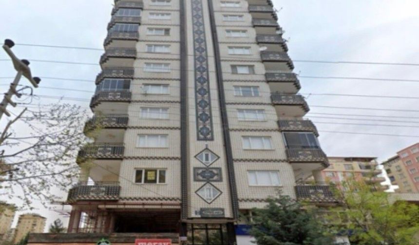 49 Kişiye Mezar Olan Emre Apartmanı Davasında İlk Duruşma