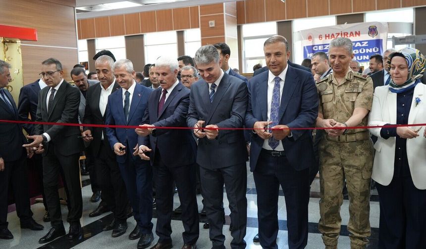 Gaziantep Adliyesi'nde resim ve el sanatları sergisi açıldı