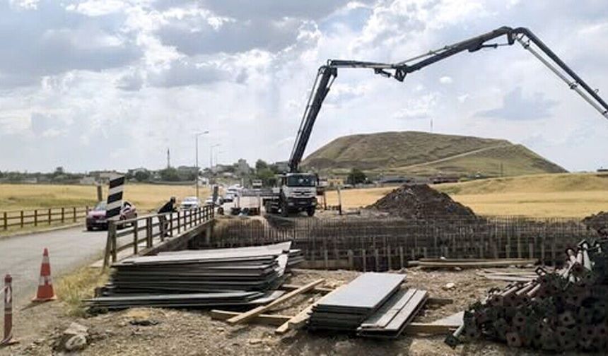 Araban-Fıstıklıdağ Yolunda Köprü Yenileniyor