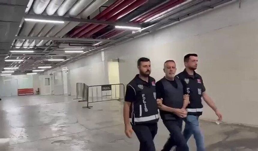 Haluk Levent'in elleri kelepçeli görüntüsü ortaya çıktı