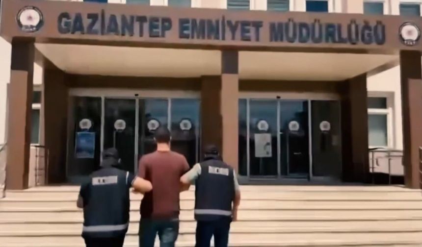 Gaziantep'te 3 adet tüfek ile yasaklı madde ele geçirildi: 2 gözaltı