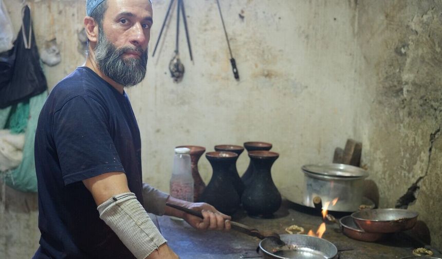 Gaziantep’te kalay ustalarının 80 derecede zorlu mesaisi