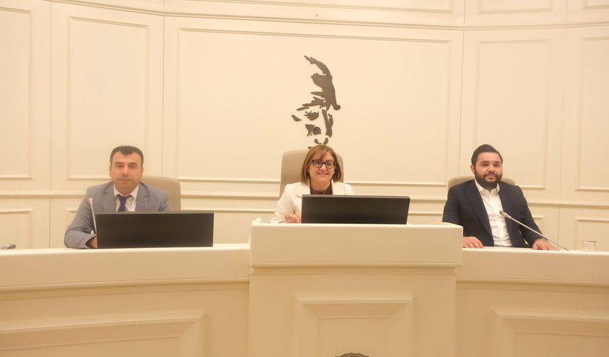 Bahçeli Evler Projesinde Tüm Detaylar Mecliste Paylaşıldı