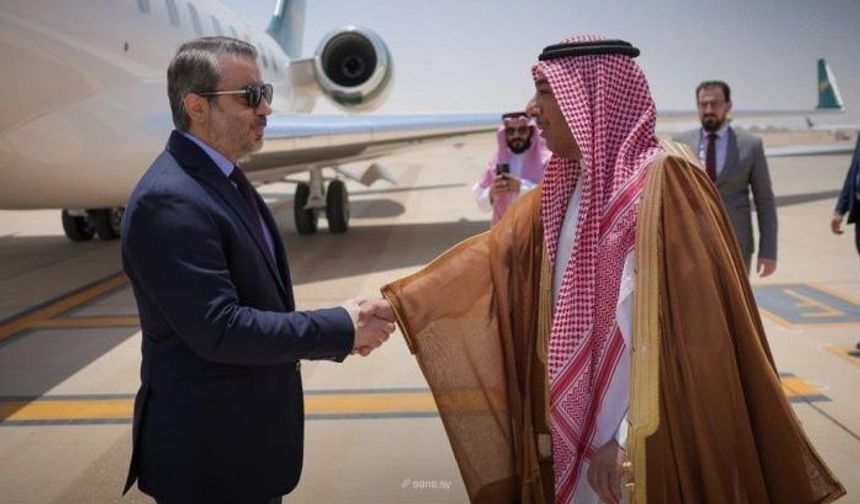Suriye Dışişleri Bakanı El-Şeybani, Resmi Temaslar İçin Riyad'da