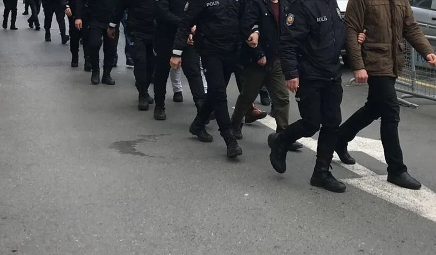 FETÖ'nün güncel ağına MİT ve polisten 13 ilde operasyon